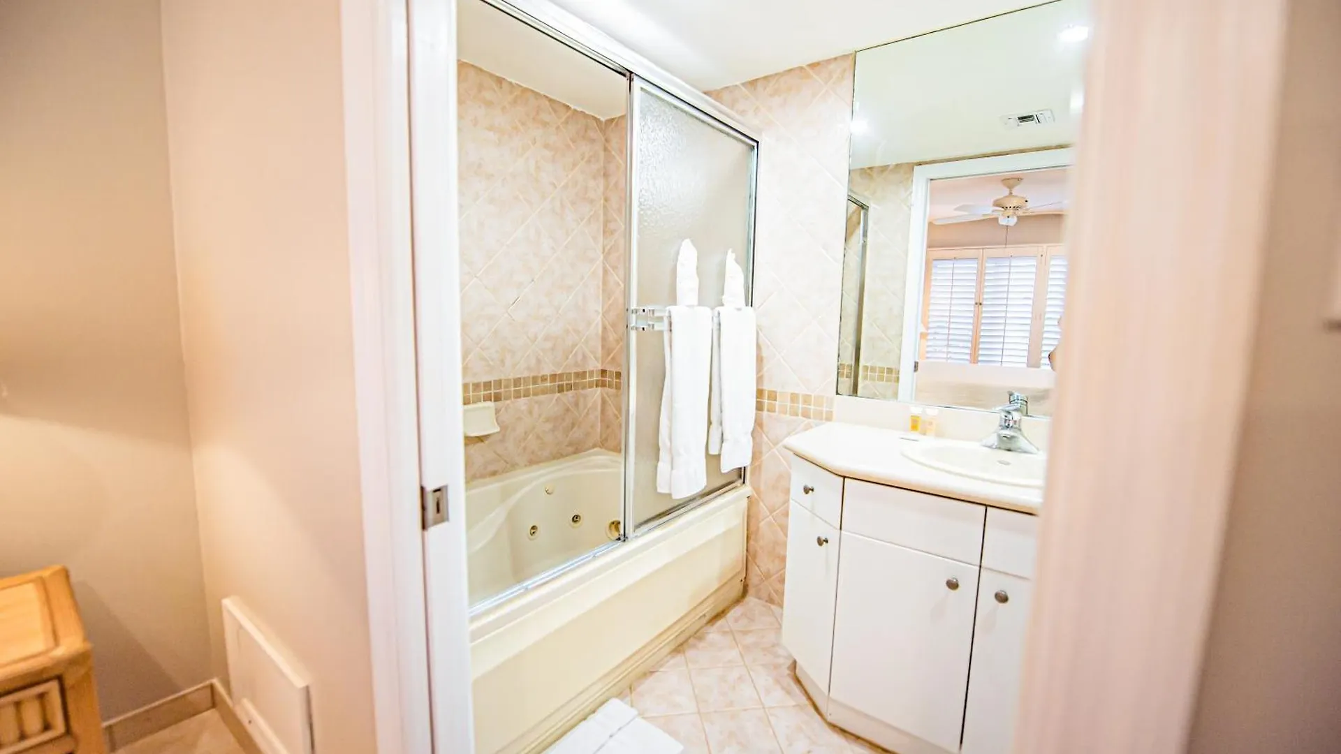 Seven Mile Beach Resort George Town Cayman Islands