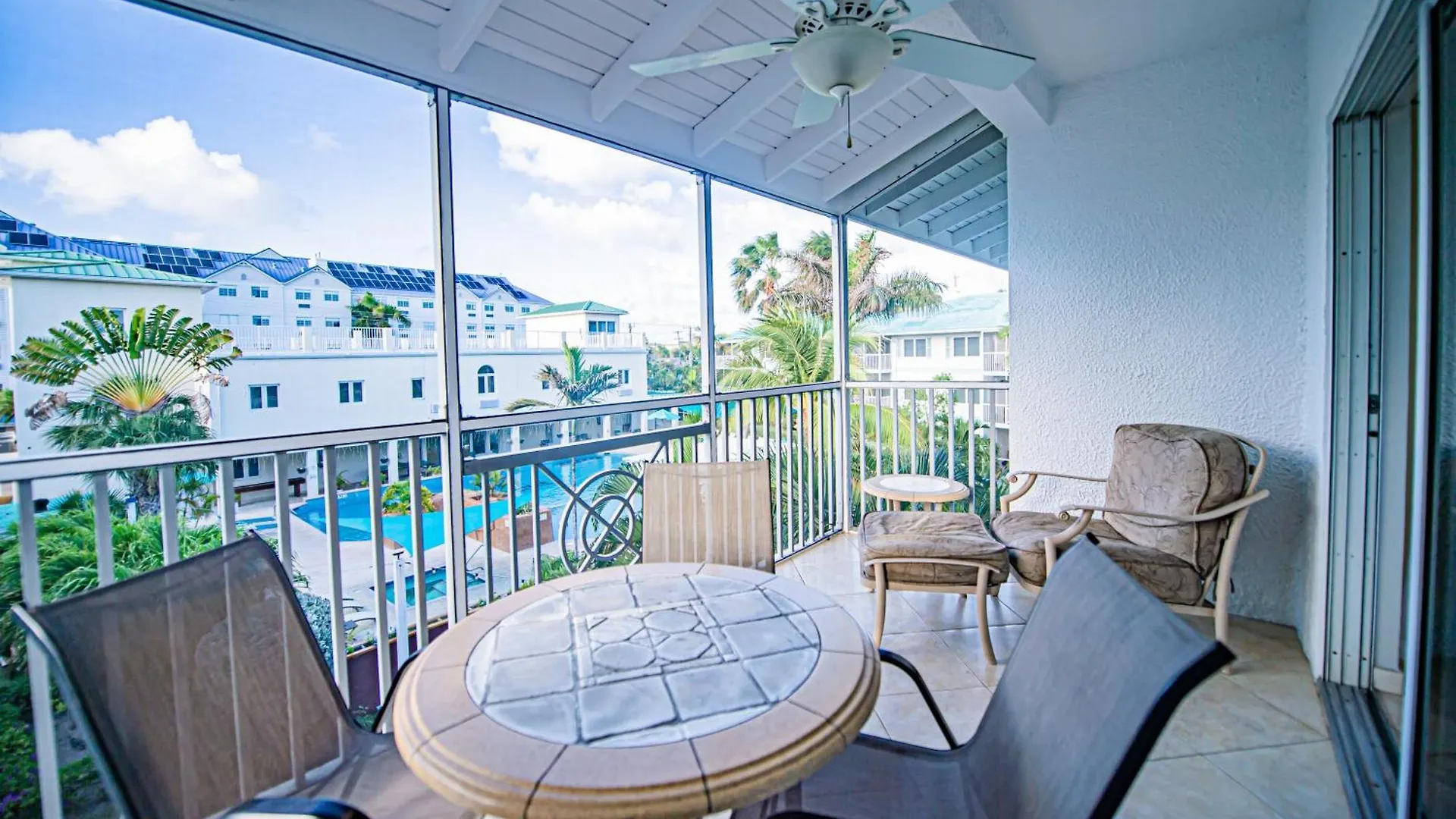 Seven Mile Beach Resort George Town 3*,  Cayman Islands