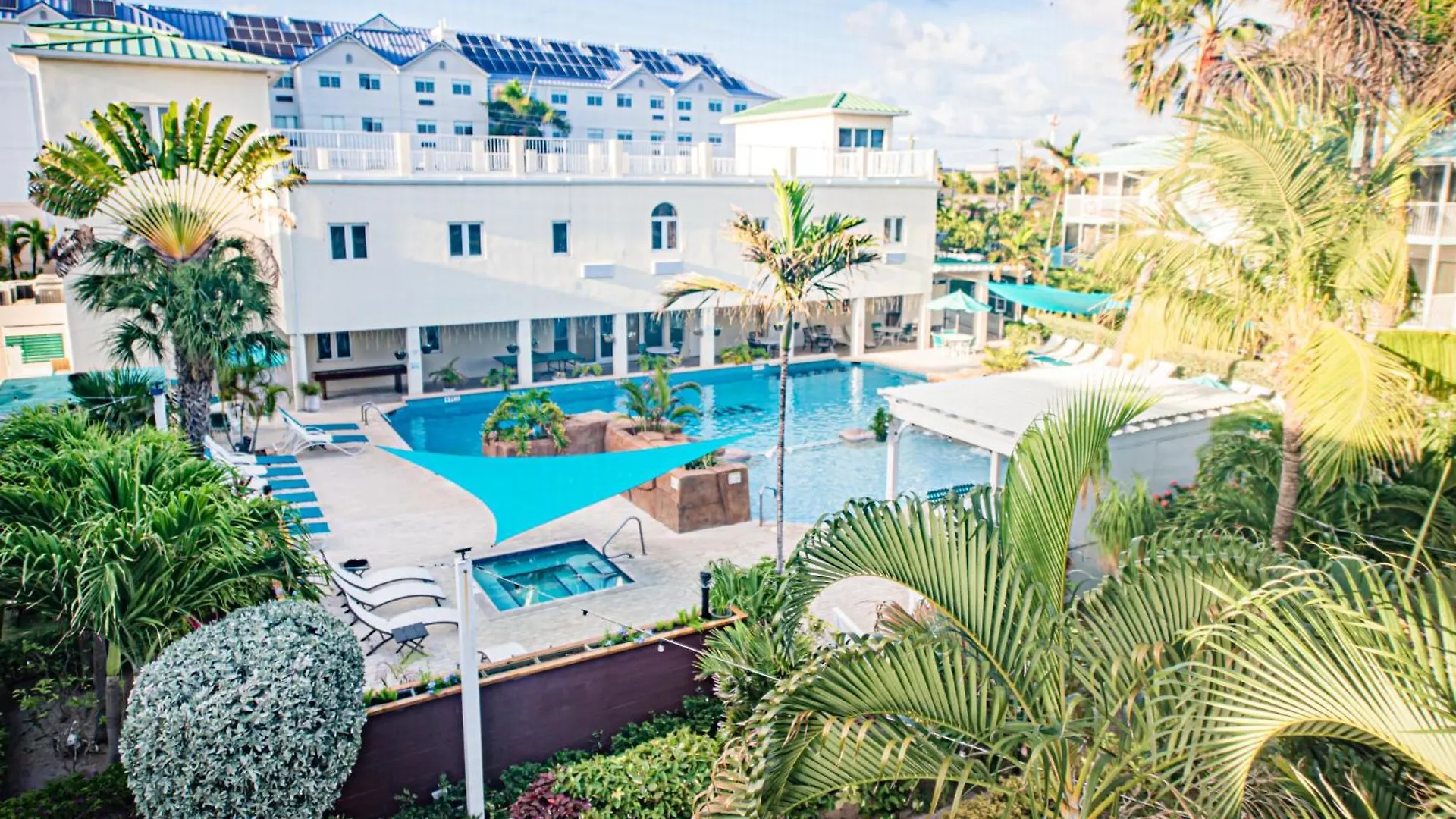 Seven Mile Beach Resort George Town Aparthotel