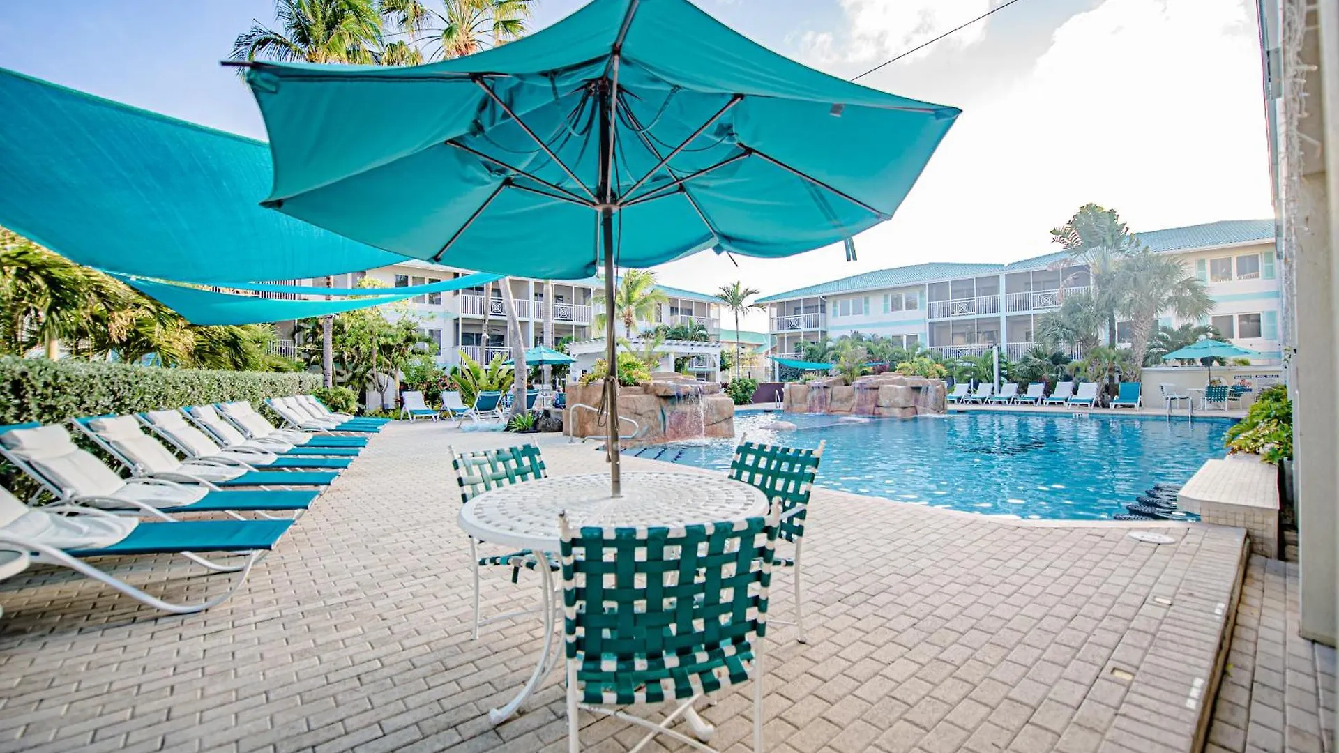 Aparthotel Seven Mile Beach Resort George Town