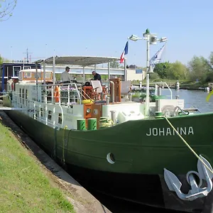Barge Johanna Bed & Breakfast Bruges