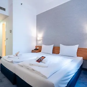 Hotell East