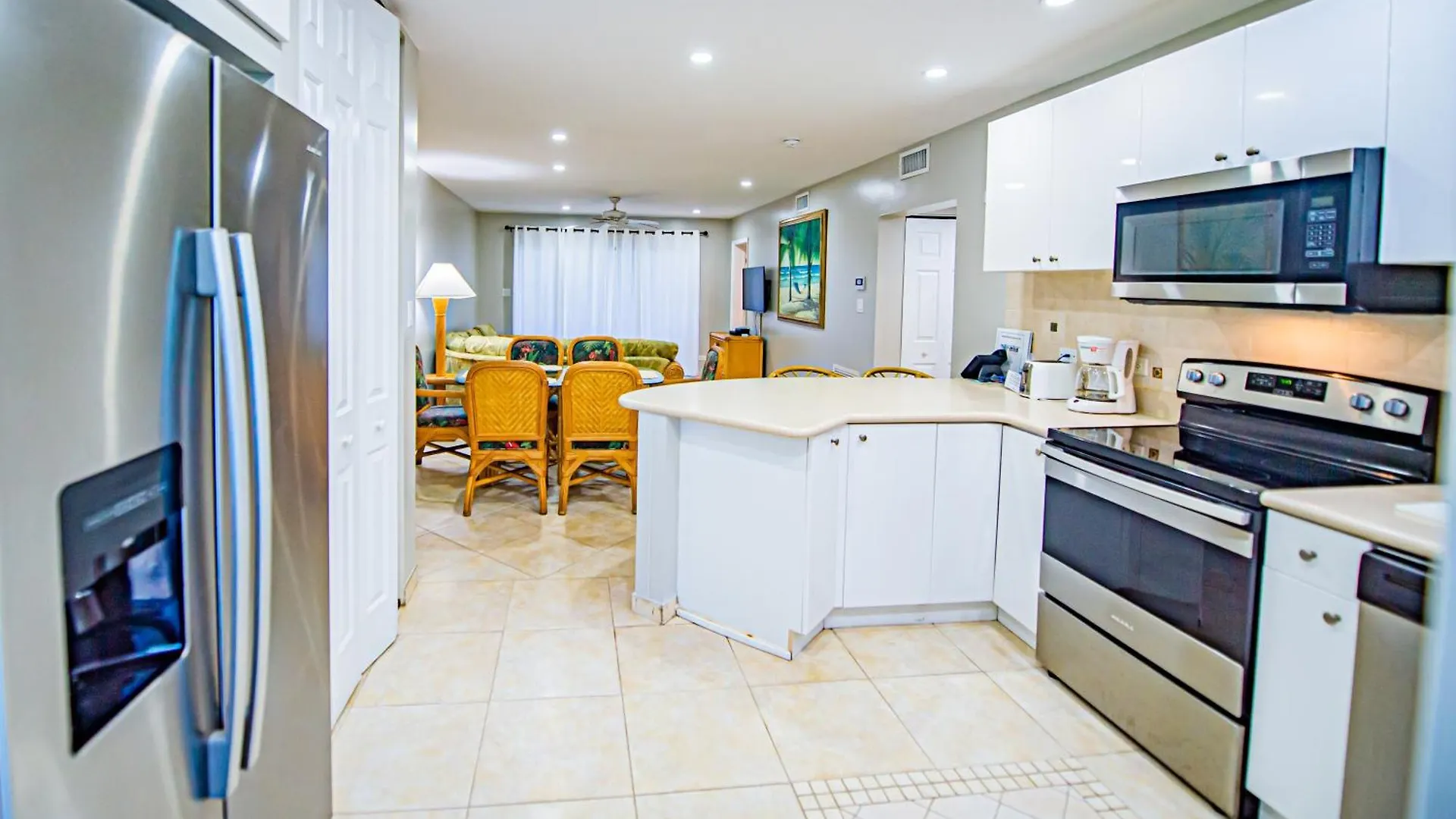Aparthotel Seven Mile Beach Resort George Town